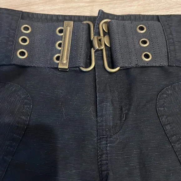 Juice Couture size 4 black shorts with belt never worn Lyocell and Linen - Picture 2 of 8